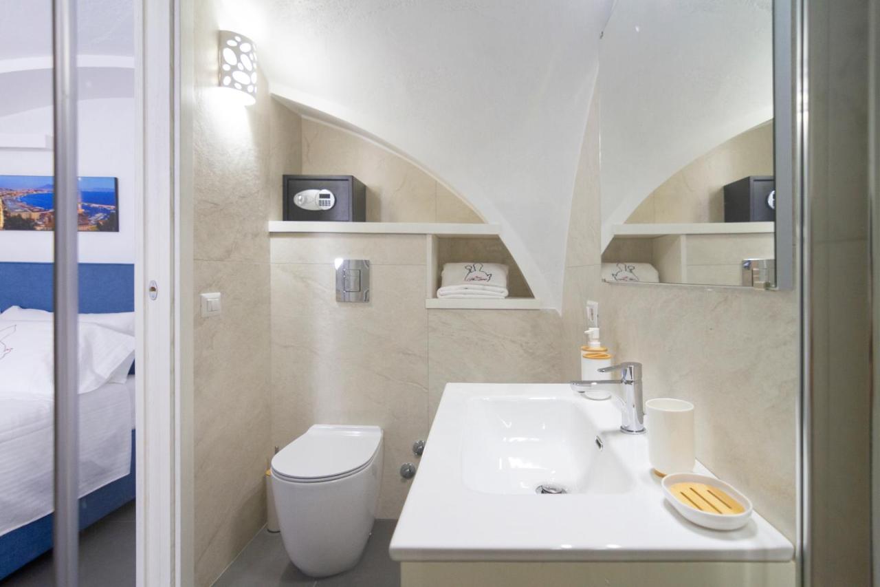 San Gennaro Short Lets 2,0 Apartment Naples Luaran gambar
